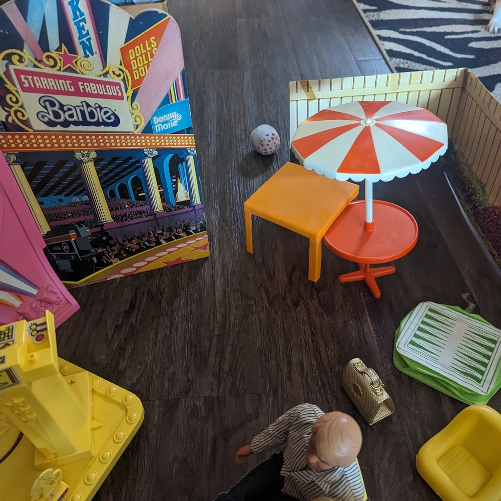 Barbie Superstar Stage - Picture 5 of 14